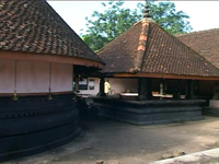 Trikoyikkal Narasimha Temple Inside